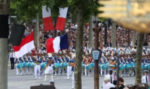 parade tni yang membuka peringatan bastille day hingga berhasil menarik banyak perhatian media internasional 874035477 parade tni yang membuka peringatan bastille day hingga berhasil menarik banyak perhatian media internasional 874035477