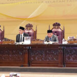 rapat paripurna 1 1