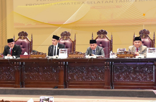 rapat paripurna 1 1