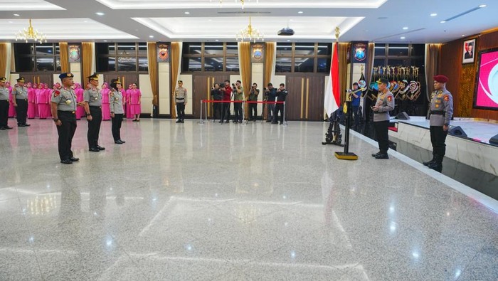 kapolri pimpin upacara kenaikan pangkat pati polri di rupatama 1759795845371 169